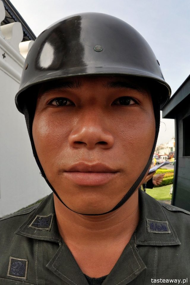 Bangkok, Tajlandia, fotografia podróżnicza, fotografowanie ludzi, twarze świata