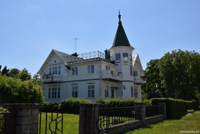 Szwecja, Olandia, Borgholm, zamek Borgholm, Farjestaden, północ Olandii, co zobaczyć na Olandii, atrakcje Olandii