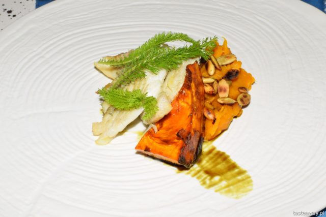 Dinner with a view, Dinner with a view MORZE, kociołek, gotowanie na plaży, Malika, kolacja z widokiem, stolik z widokiem, turbot, dynia