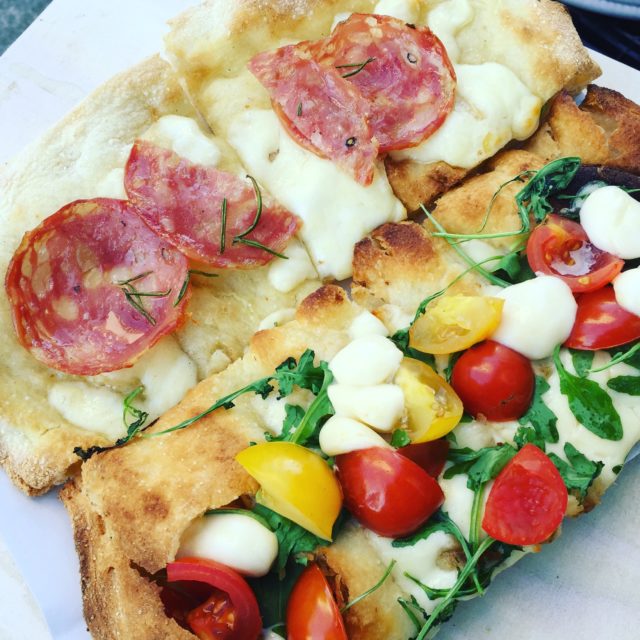 pizza, pizza w Warszawie, pizza na kawałki, Da Curio