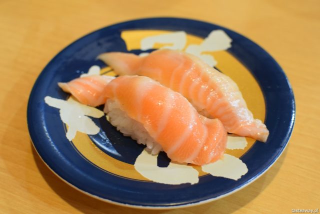 sushi w Japonii, jakie jest sushi w Japonii, jak smakuje sushi w Japonii, nigiri, inari, fatty salmon