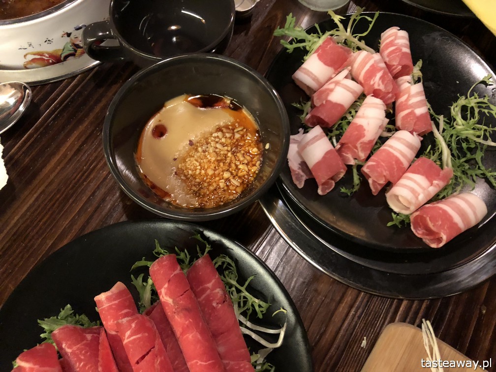 Tang Hotpot, kuchnia chińska, kuchnia chińska w Warszawie, kociołki, hotpot, chińskie kociołki