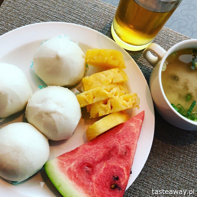 dim sum, pierożki, pierożki na parze, Tajwan, co jeść na Tajwanie, kuchnia Tajwanu, buns, bułeczki na parze, czarny sezam