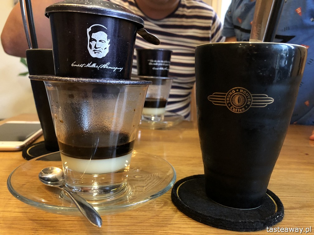Wietnam, Ho Chi Minh, Ho Chi Minh co zobaczyć, atrakcje Ho Chi Minh, Ho Chi Minh w 2 dni, Sajgon, co zobaczyć w Sajgonie, podróże z dzieckiem, Bin Thanh, kawa po wietnamsku, vietnamese coffee