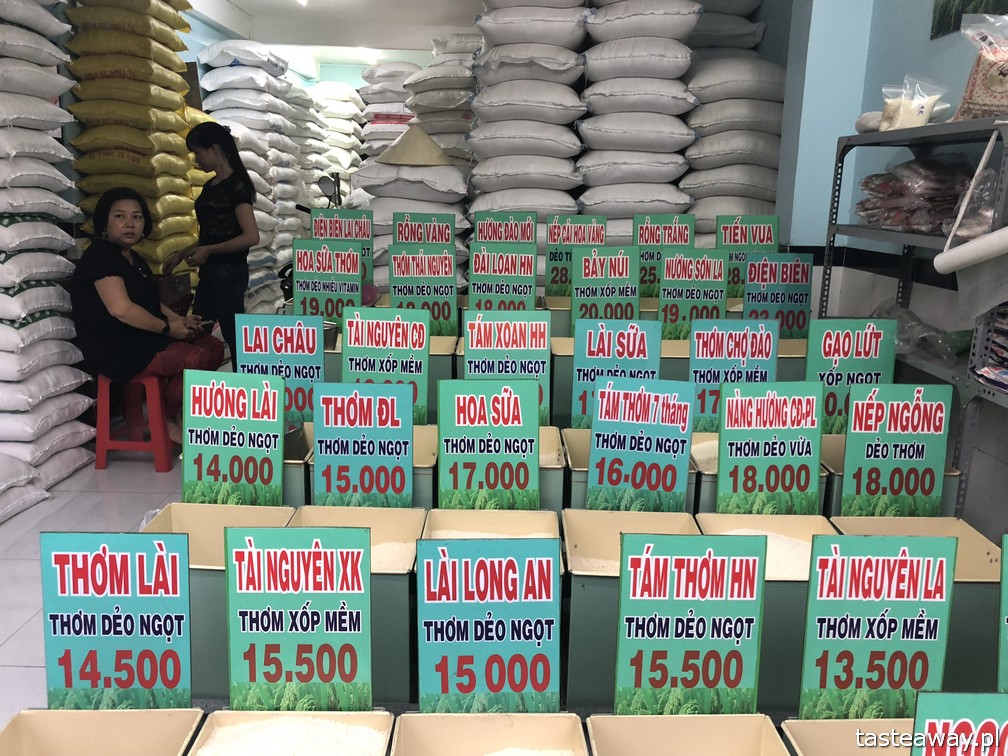 Wietnam, Ho Chi Minh, Ho Chi Minh co zobaczyć, atrakcje Ho Chi Minh, Ho Chi Minh w 2 dni, Sajgon, co zobaczyć w Sajgonie, podróże z dzieckiem, Bin Thanh