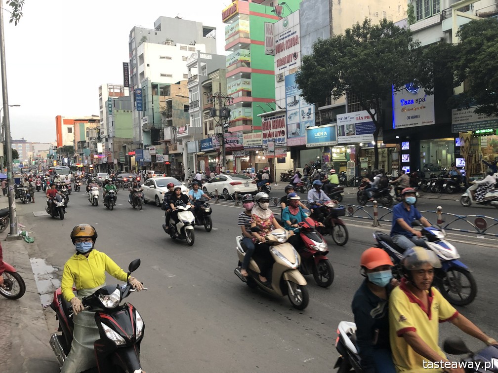 Wietnam, Ho Chi Minh, Ho Chi Minh co zobaczyć, atrakcje Ho Chi Minh, Ho Chi Minh w 2 dni, Sajgon, co zobaczyć w Sajgonie, podróże z dzieckiem, Bin Thanh