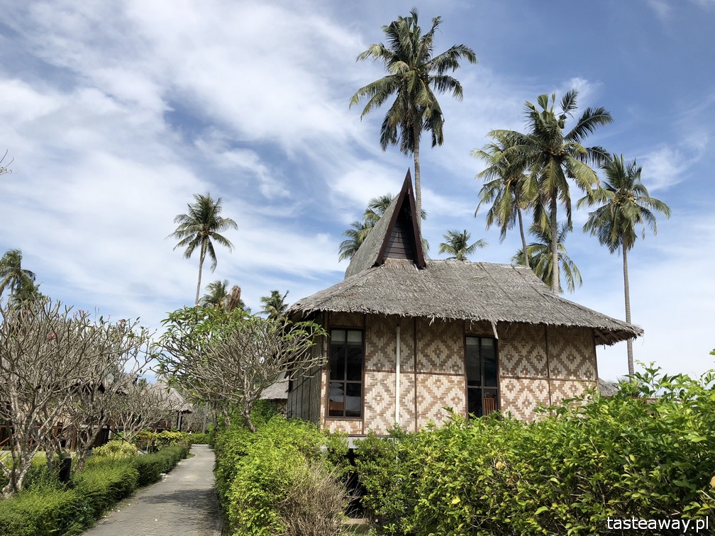 Tajlandia, Koh Phi Phi, Phi Phi Island Village Beach Resort, gdzie spać na Koh Phi Phi, najlepsze hotele na Koh Phi Phi, Koh Phi Phi z dziećmi