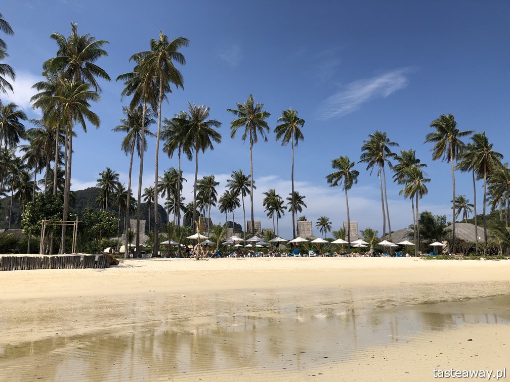 Tajlandia, Koh Phi Phi, Phi Phi Island Village Beach Resort, gdzie spać na Koh Phi Phi, najlepsze hotele na Koh Phi Phi, Koh Phi Phi z dziećmi