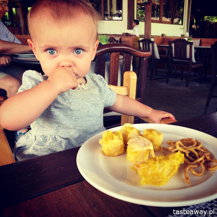 Tajlandia, Koh Phi Phi, Phi Phi Island Village Beach Resort, gdzie spać na Koh Phi Phi, najlepsze hotele na Koh Phi Phi, Koh Phi Phi z dziećmi