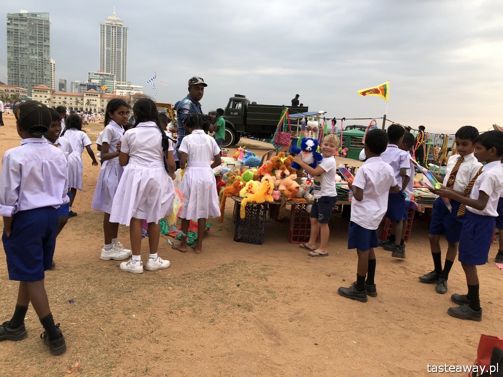 Sri Lanka, Colombo, co zobaczyć na Sri Lance, sari, powody by zobaczyć na Sri Lankę