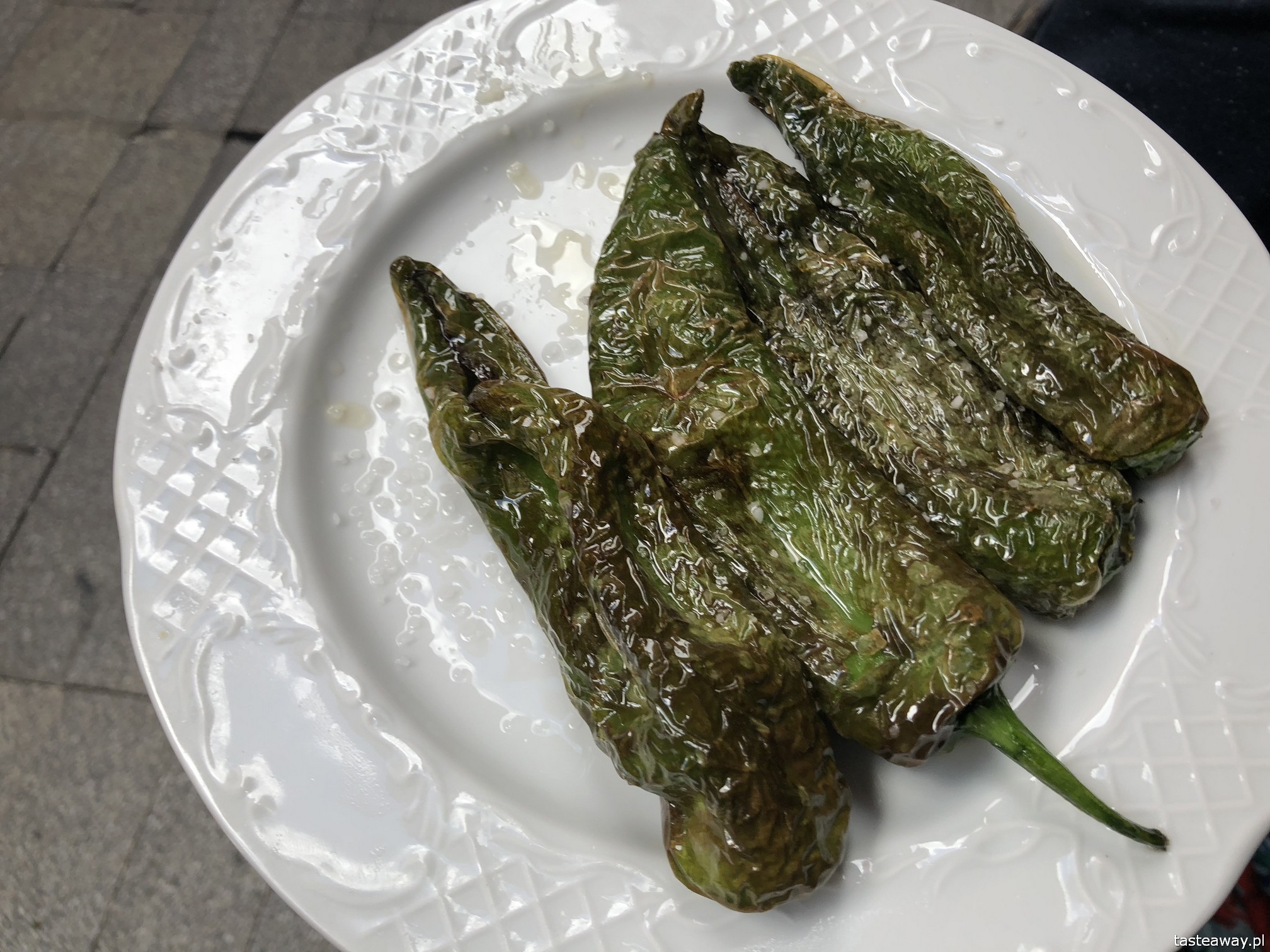 Sewilla, Sevilla, co zobaczyć w Sewilli, Sevilla w jeden dzień, Andaluzja, miasta Hiszpanii, spacer po Sevilli, Katedra Najświętszej Marii Panny w Sewilli, croquetas, grillowane papryki