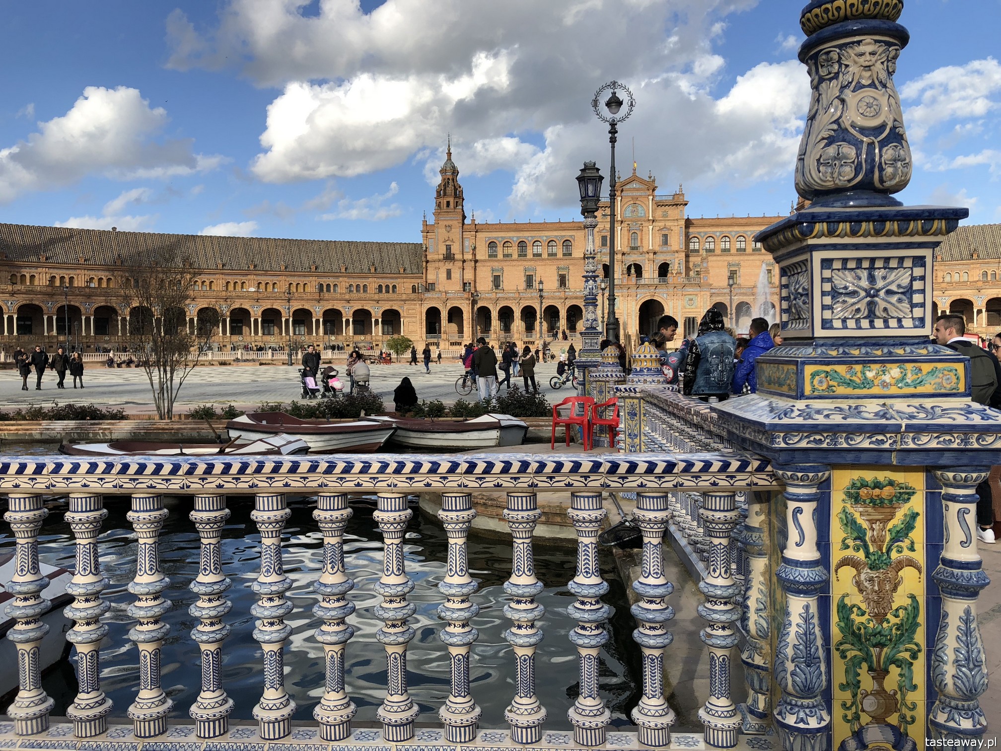 Sewilla, Sevilla, co zobaczyć w Sewilli, Sevilla w jeden dzień, Andaluzja, miasta Hiszpanii, spacer po Sevilli, Plac Hiszpański, Plaza de Espana