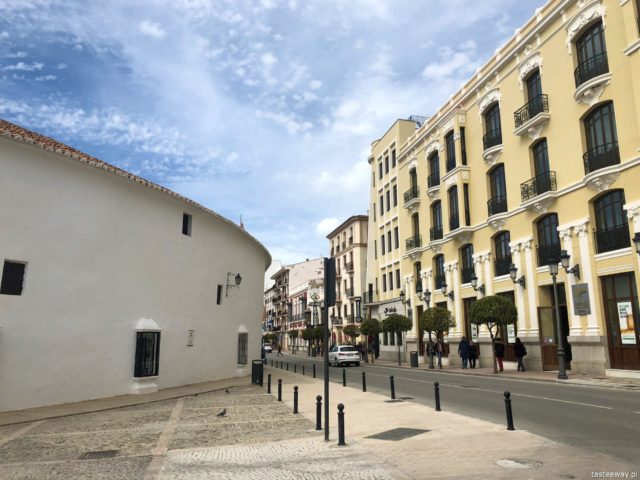 Andaluzja, Ronda, Hiszpania, co zobaczyć w Andaluzji, najpiękniejsze miejsca w Andaluzji, Carrera Espinel, co zobaczyć w Rondzie, Plaza de Toros w Rondzie