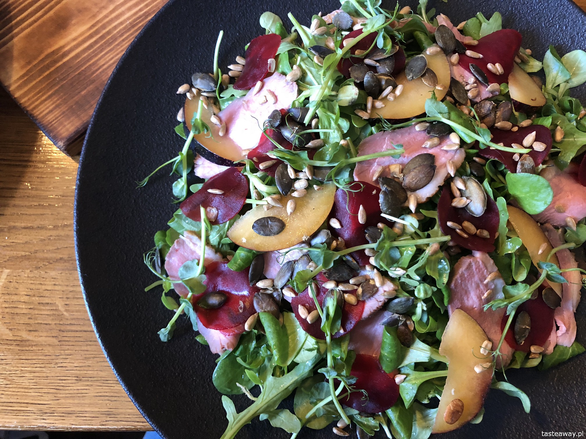 Karczma pod Sokołem, Sokółka, Podlasie, gdzie jeść na Podlasiu, kuchnia polska, kuchnia tradycyjna, Ancypo, Łukasz Ancypo, sałatka, kaczka