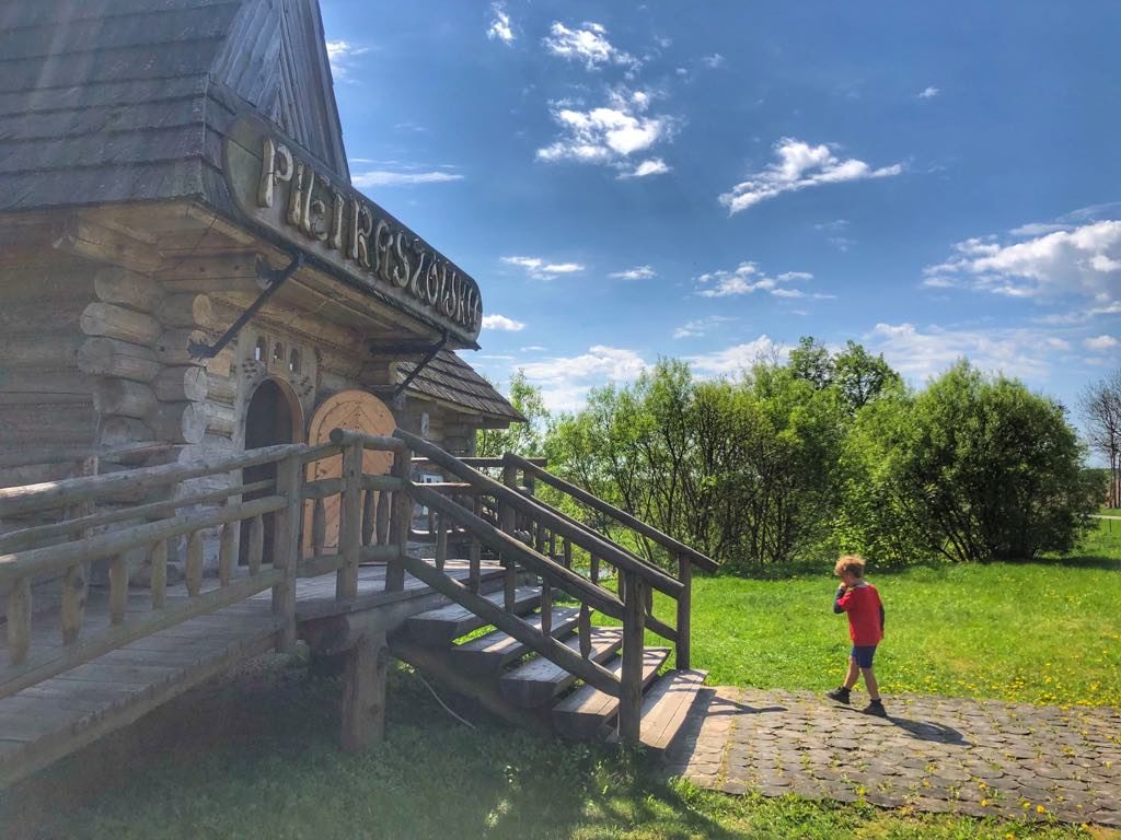 Mazury, Warmia, magiczne miejsca na Mazurach, magiczne miejsca na Warmii, gdzie jeść na Mazurach, kartacze, Pietraszówka, gdzie na kartacze