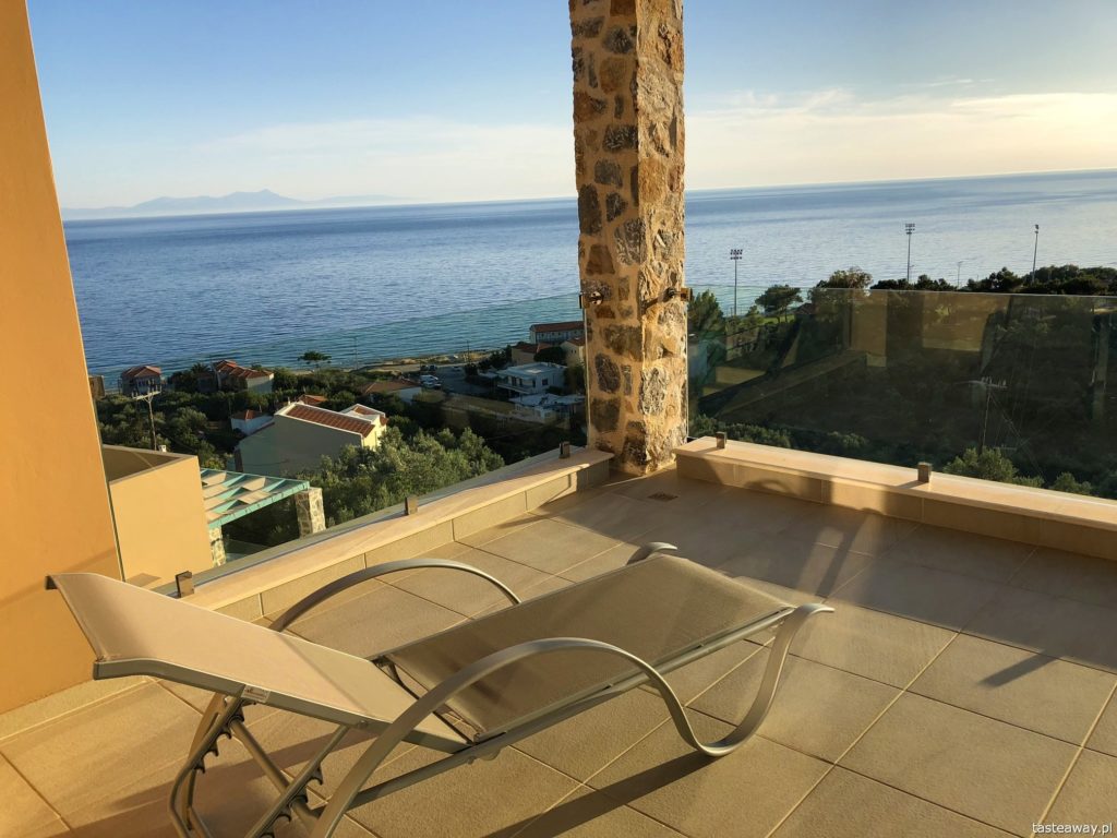 Lesbos, co zobaczyć na Lesbos, Lesbos czy warto, Grecja, wakacje w Grecji, którą grecką wyspę wybrać, plaże na Lesbos, Plomari, Ouzo Villas