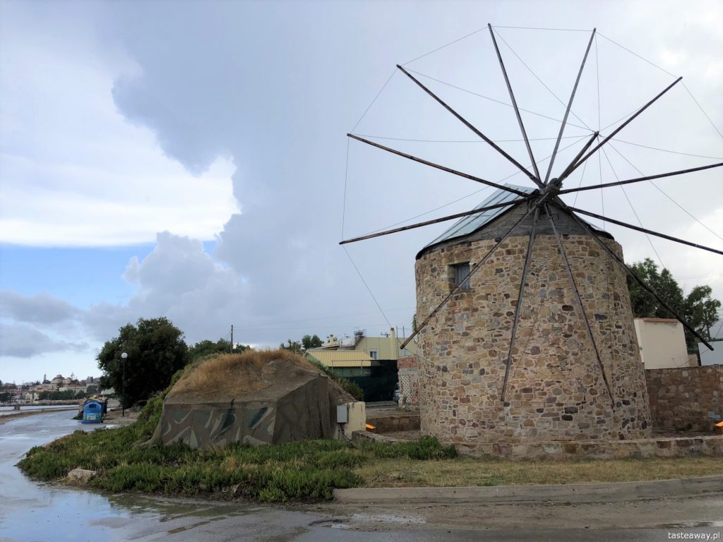 Chios, co zobaczyć na Chios, greckie wyspy, którą grecką wyspę wybrać, Grecja, Chios, miasto Chios, wiatraki