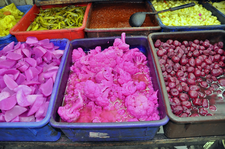 kolorowe krajobrazy bazarowe, czyli kalafior w kolorze magenta :) kolorowe krajobrazy bazarowe, czyli kalafior w kolorze magenta :)
