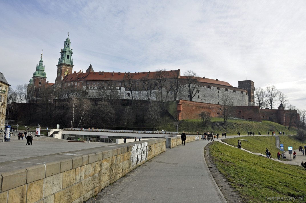 Wawel, Kraków, bulwary, spacer