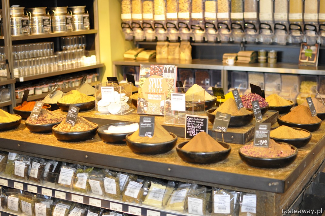przyprawy w supermarkecie, Whole Foods Market, Cotswolds, Wielka Brytania