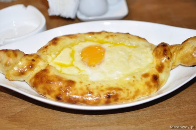 adjaruli khachapuri, Shemoixede Genacvale, Tbilisi, Georgia, 