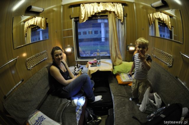 Tbilisi-Erywań, Gruzja, Armenia, pociąg