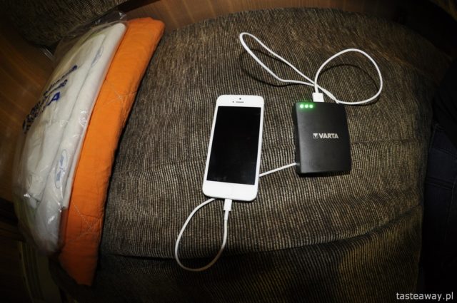 VARTA, Powerpack, charging your phone on a train, Georgia, Armenia