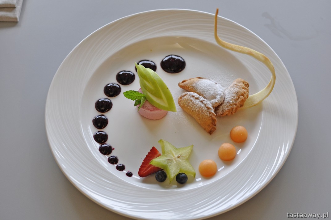 Hotel Bukovina, Sylwester Lis, deser, pierożki, lody jarzębinowe
