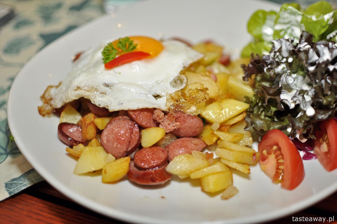 kuchnia niemiecka, kiełbasa, zapiekanka, bratwurst