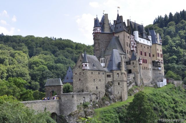  Eltz castle, Burg Eltz, Rhineland, Germany, travelling with a child