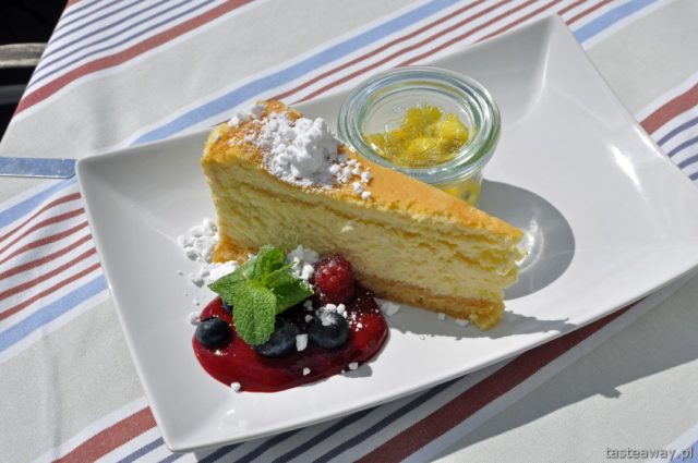 cheesecake, dessert, hotel restaurants, Szósty zmysł, Hotel SPA dr Irena Eris