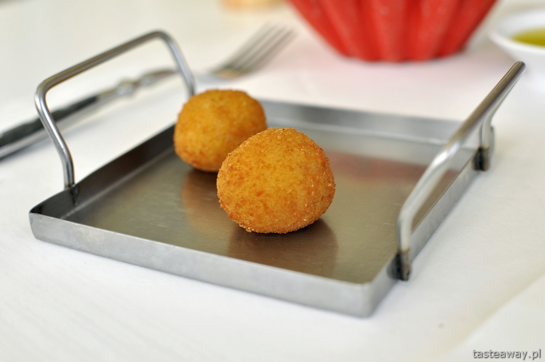 croquetas, przystawka, Casa Pablo, kuchnia hiszpańska, Warszawa, Gonzalo de Salas 