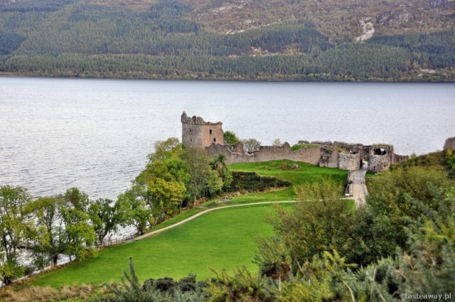 Loch Ness, Urquhart castle, lake, Scotland, Nessie, Loch Ness monster