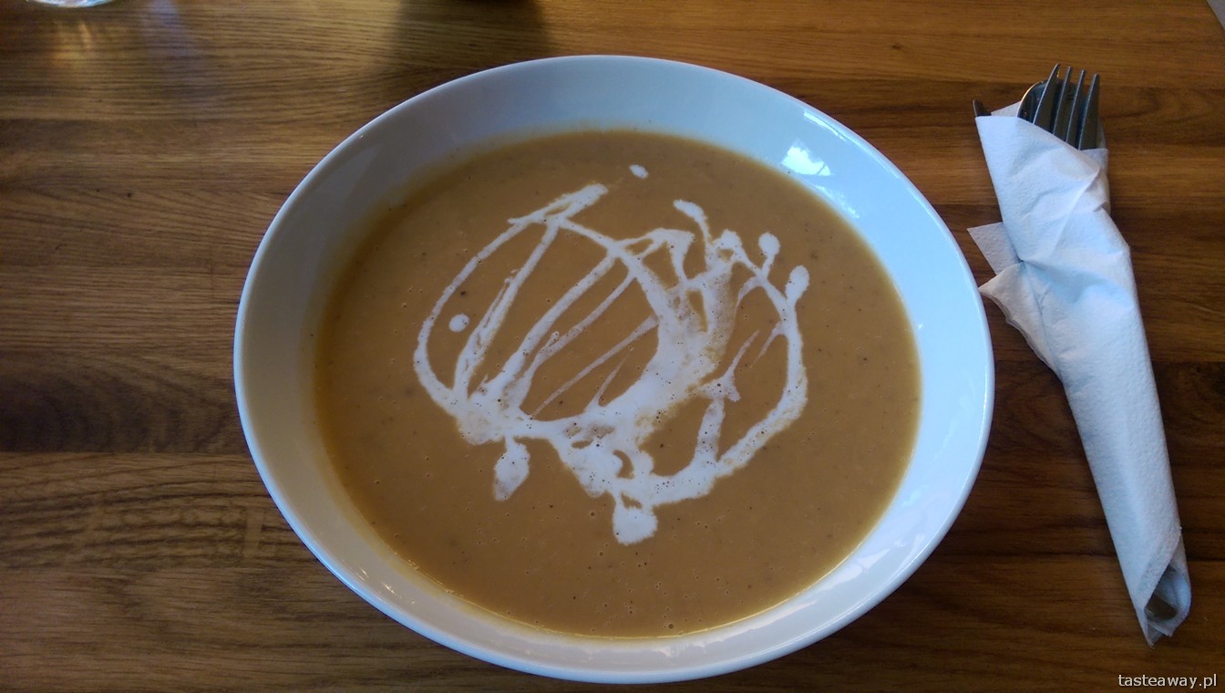 zupa, bataty, wege, Ósma Kolonia, Żoliborz, lunch, kuchnia wegetariańska