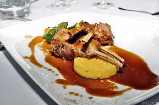 Holiday Inn Cracow, Cracow, Impresja restaurant, Bel Canto evenings, lamb