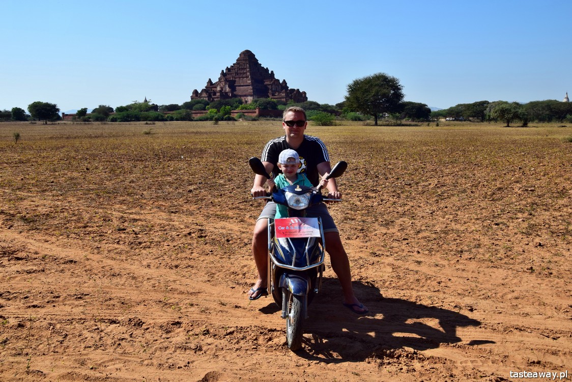 Birma, Bagan, co zobaczyć w Birmie, świątynie, zwiedzanie skuterem, skuterem z dzieckiem