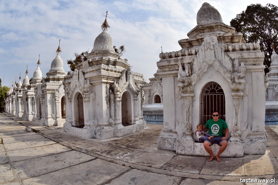 Birma, Mandalay, co zobaczyć w Mandalay, Kuthodaw Pagoda, atrakcje Mandalay