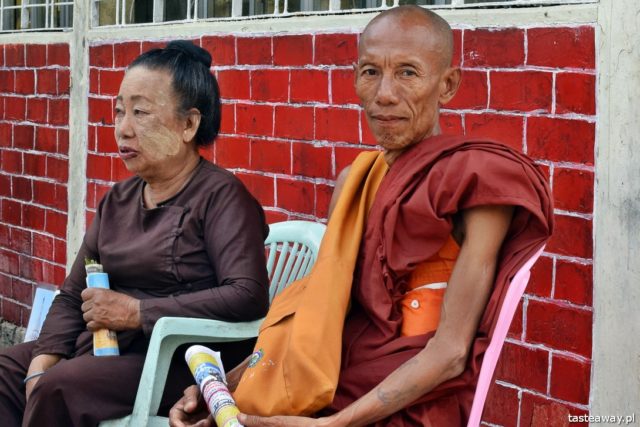 Burma, Buddhism, monk, people Burma, travel photography, photographing people