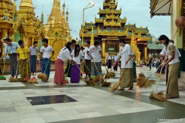 Burma, Shwedagon, Rangoon, Yangon, Shwedagon Paya, what to see in Rangoon?