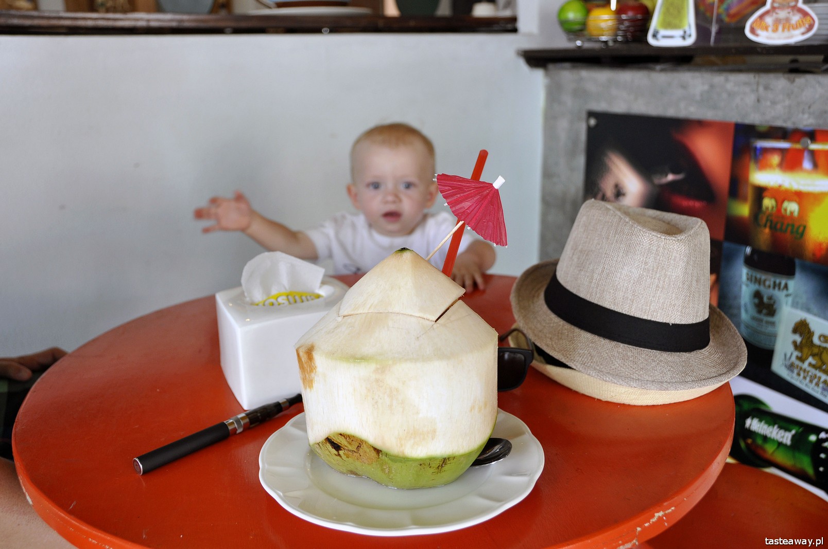 sok z kokosa, Bangkok, Tajlandia, co robić w Bangkoku, Bangkok atrakcje, kokos