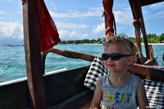 Indonesia, Gili archipelago, Gili Islands, diving, snorkelling with turtles, Gili Trawangan, the most beautiful beaches world, transport Lombok Gili