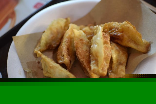 Singapore, what to eat in Singapore, food courts, Maxwell Food Centre, gyoza dumplings