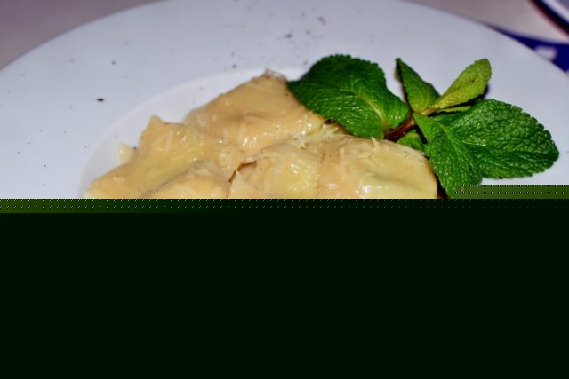 ravioli, Paros, Greek cuisine, Warsaw, where to eat greek in Warsaw