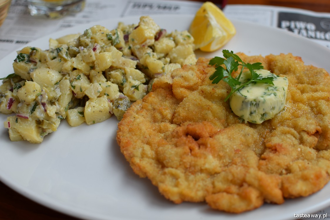 sznycel cielęcy, kuchnia czeska, Restauracja Ceska, Warszawa
