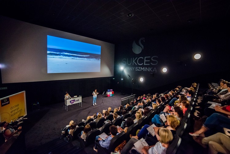 Sukces pisany szminką, Olga Kozierowska, Możesz więcej, że myślisz, że możesz, wykład motywacyjny, kobiety, power show dla kobiet