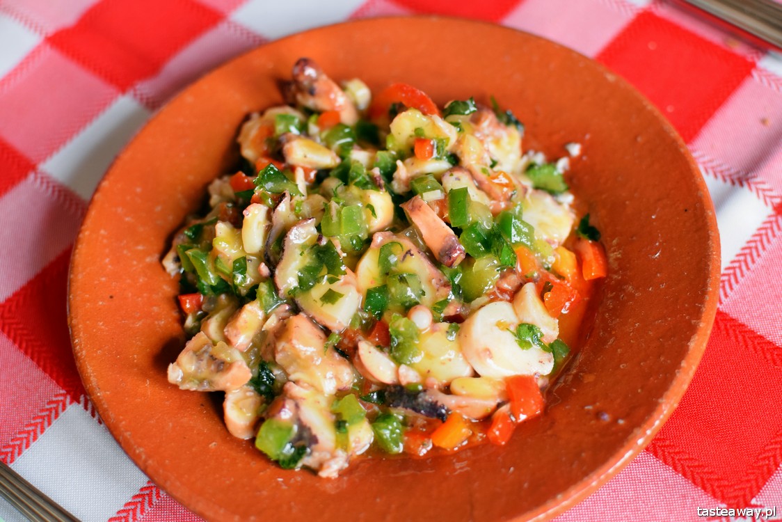 ośmiornica, kuchnia portugalska, kuchnia Alentejo, Horta da Moura, hotele w Alentejo, Portugalia, Alentejo, Monsaraz,