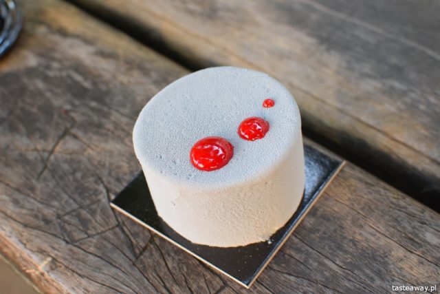 best confectioneries of Paris, confectioneries in Paris, Paris, Cyril Lignac, Patisserie de Cyril Lignac, modern confectioneries