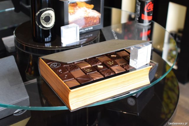 best confectioneries of Paris, confectioneries in Paris, Paris, Cyril Lignac, Hugo et Victor, modern confectioneries