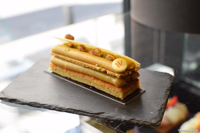 best confectioneries of Paris, confectioneries in Paris, Paris, Cyril Lignac, Hugo et Victor, modern confectioneries