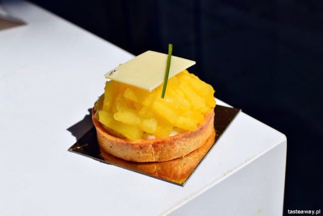 best confectioneries of Paris, confectioneries in Paris, Paris, Cafe Pouchkine, modern confectioneries
